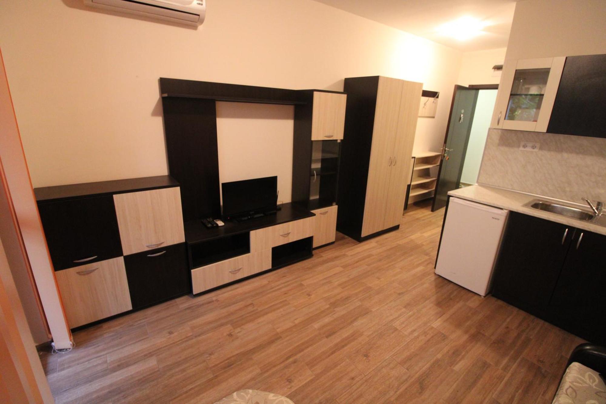 Menada Apartments In Cascadas Sunny Beach Room photo