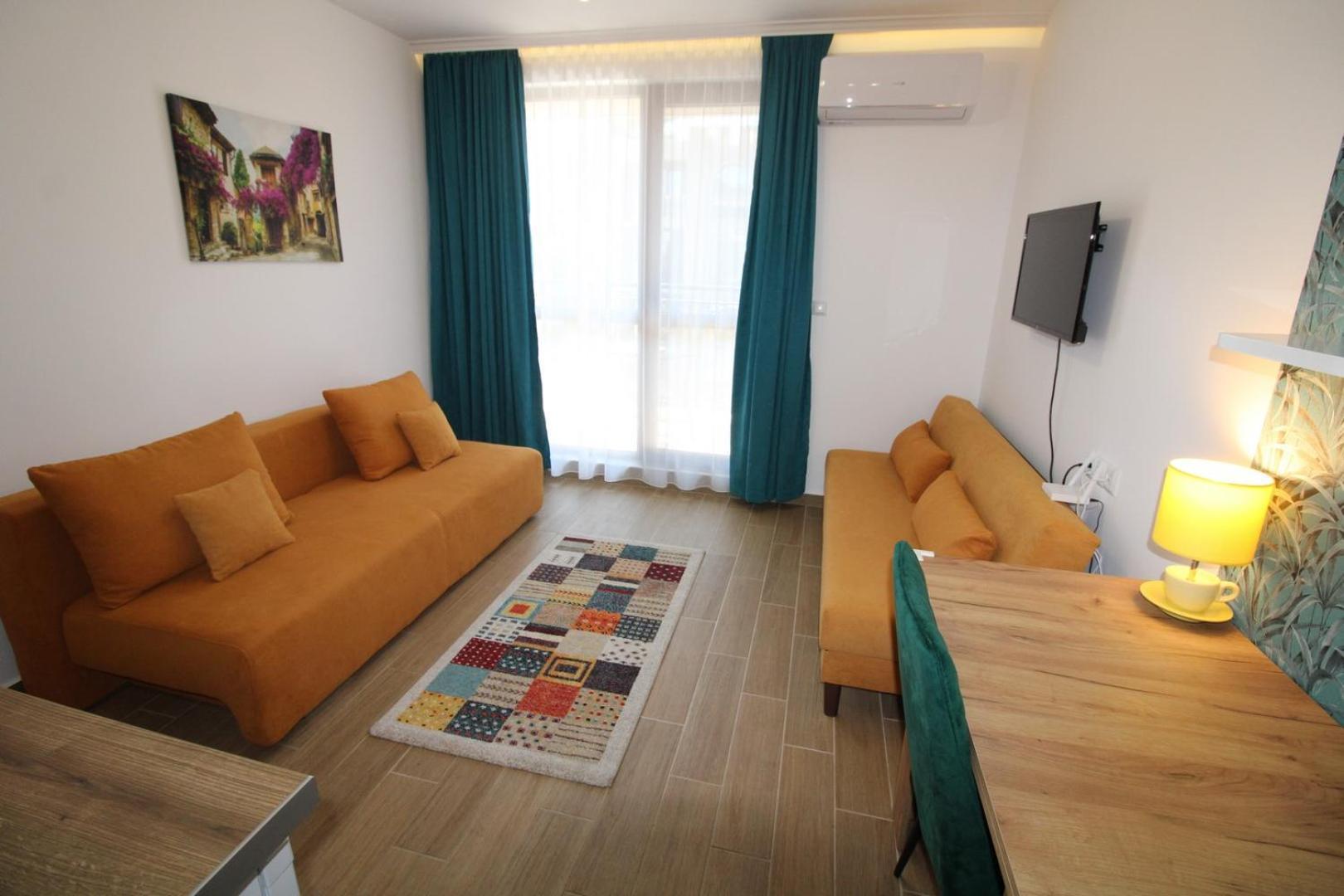 Menada Apartments In Cascadas Sunny Beach Room photo